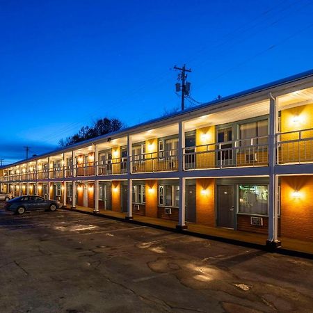 Econo Lodge Miramichi Zewnętrze zdjęcie