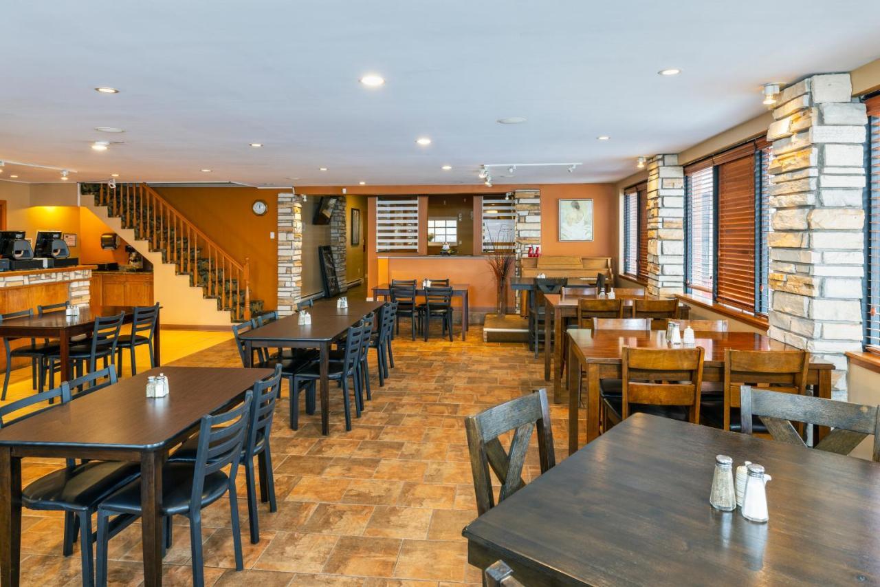 Econo Lodge Miramichi Zewnętrze zdjęcie