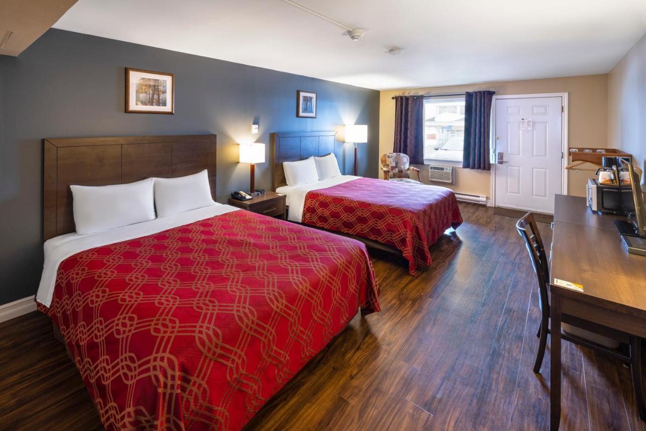 Econo Lodge Miramichi Zewnętrze zdjęcie