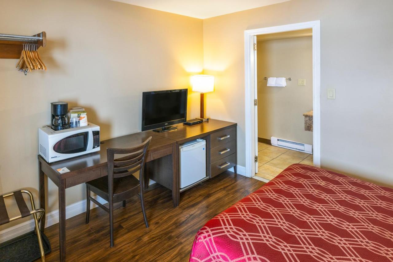 Econo Lodge Miramichi Zewnętrze zdjęcie