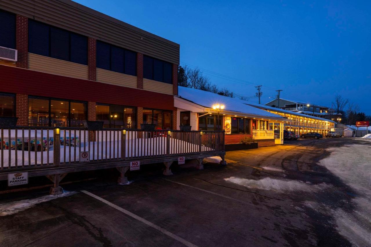 Econo Lodge Miramichi Zewnętrze zdjęcie