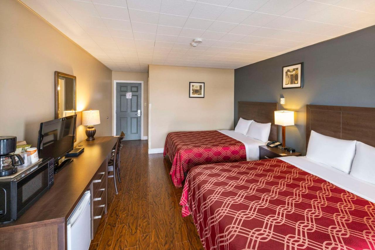 Econo Lodge Miramichi Zewnętrze zdjęcie