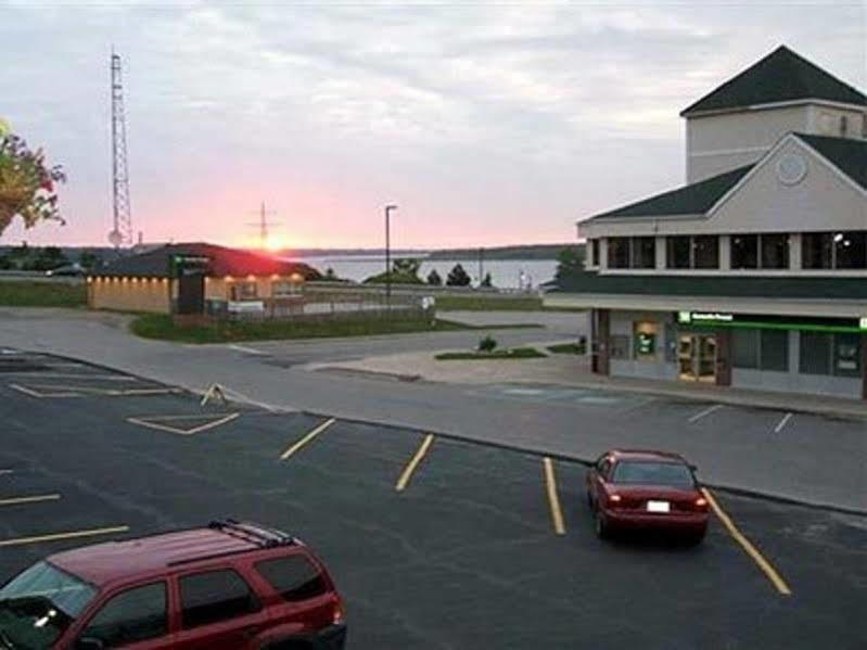 Econo Lodge Miramichi Zewnętrze zdjęcie
